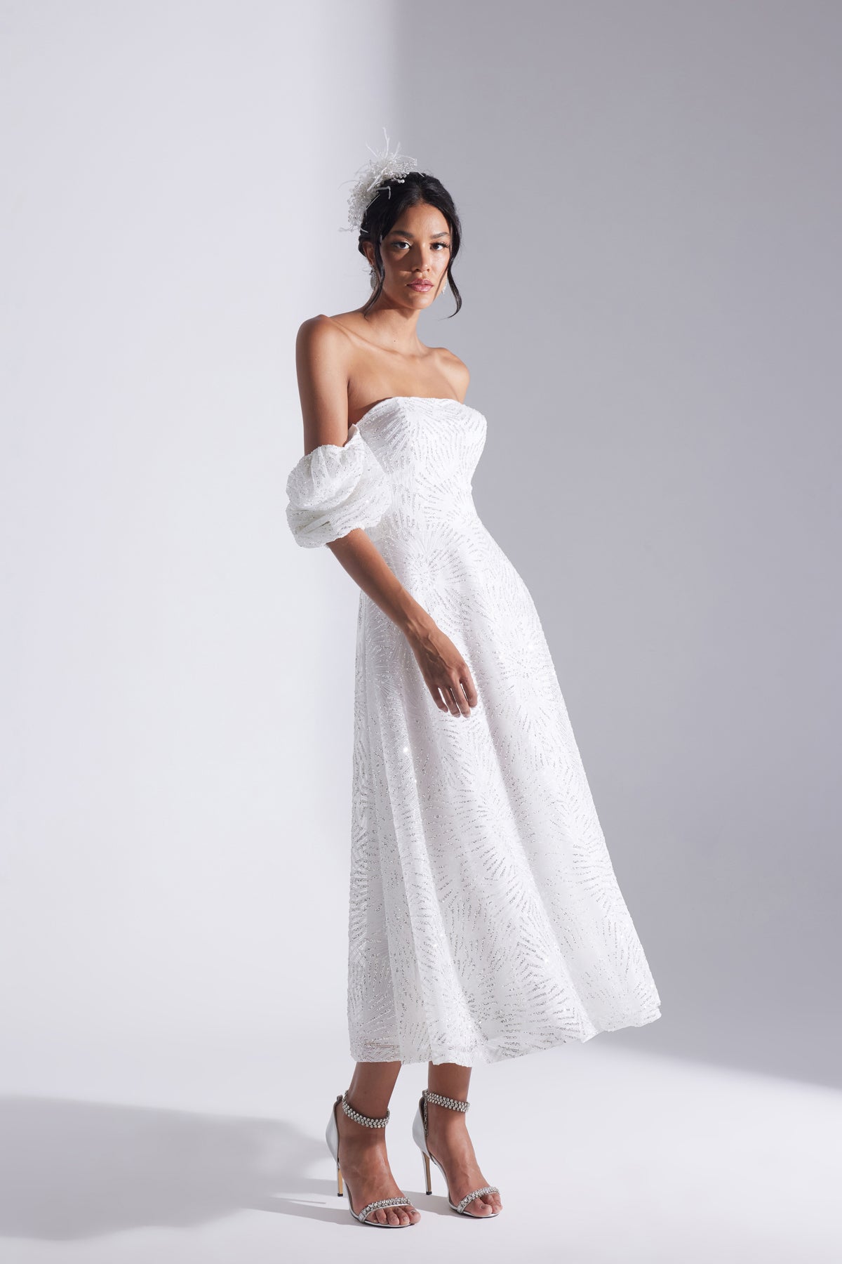 SARAH Robe de Mariage Midi Blanche à Manches Volantes Pailletées