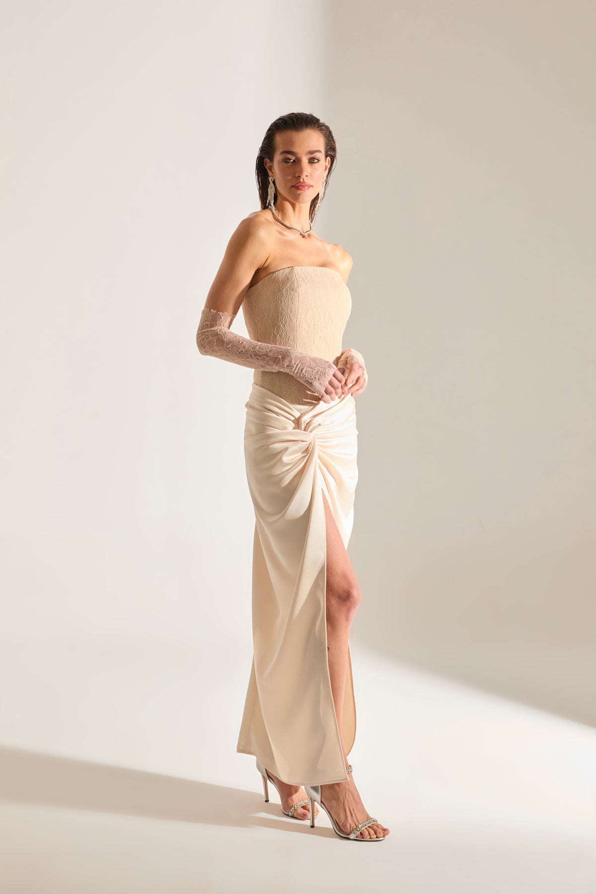 Melissa Dantel Saten Strapless Elfenbein Abendkleid