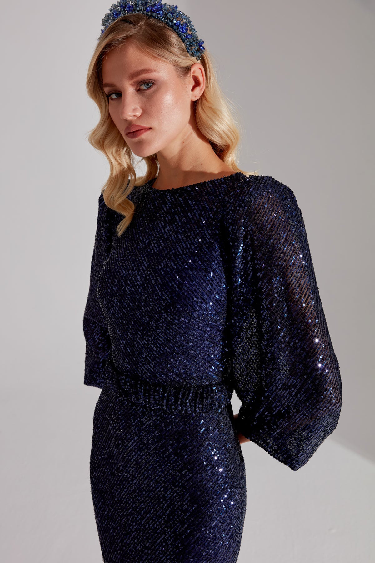 GRACE Robe de Soirée Maxi à Manches Ballon en Sequins Brillants Bleu Foncé
