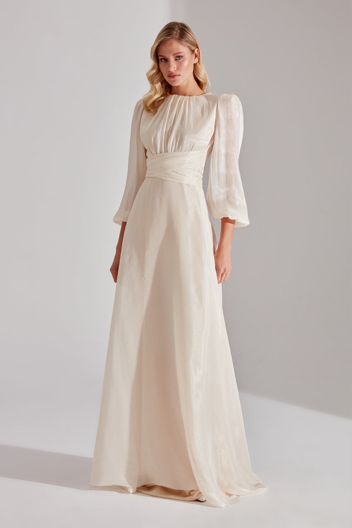POLINA EKRU Robe à Manches Bouffantes