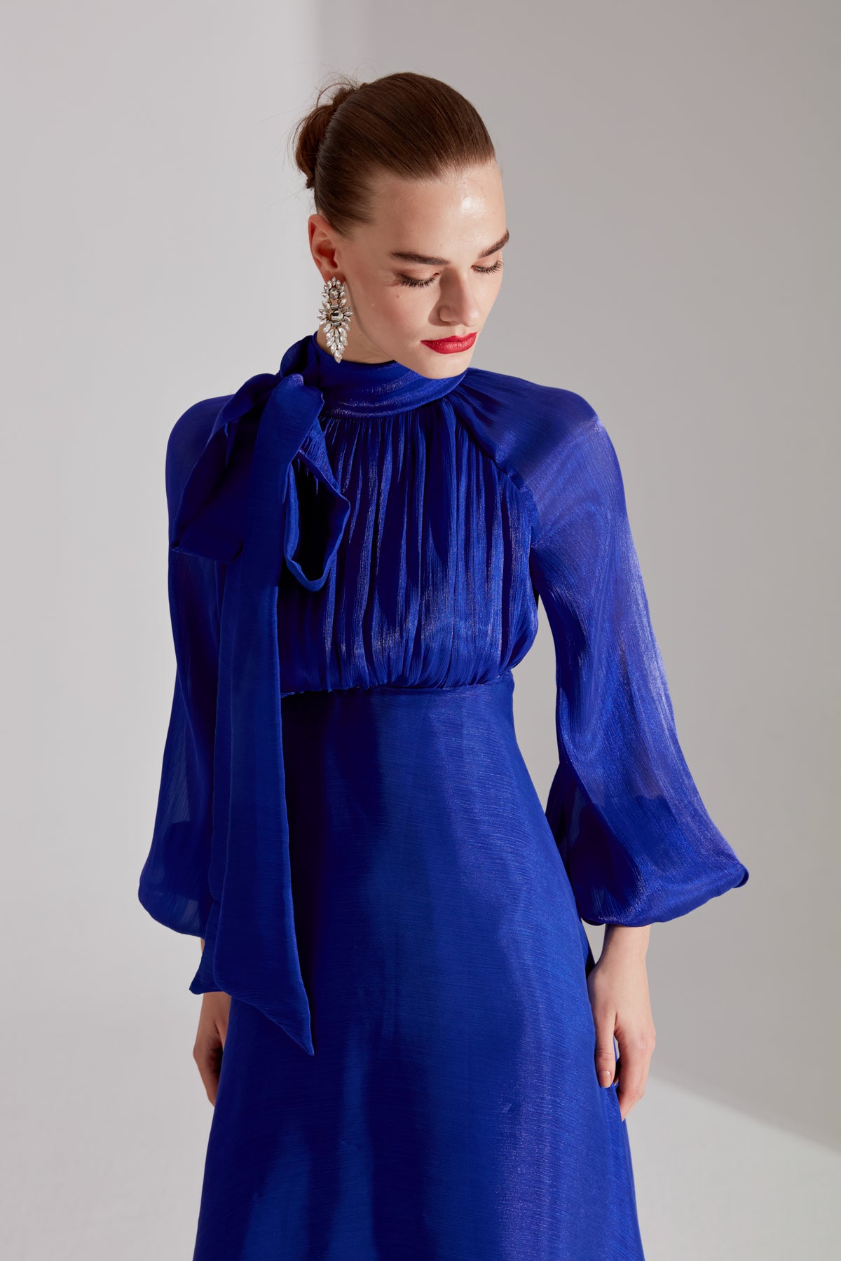 ELIZABETH Saks Kurdelayaka Kloş Kleid