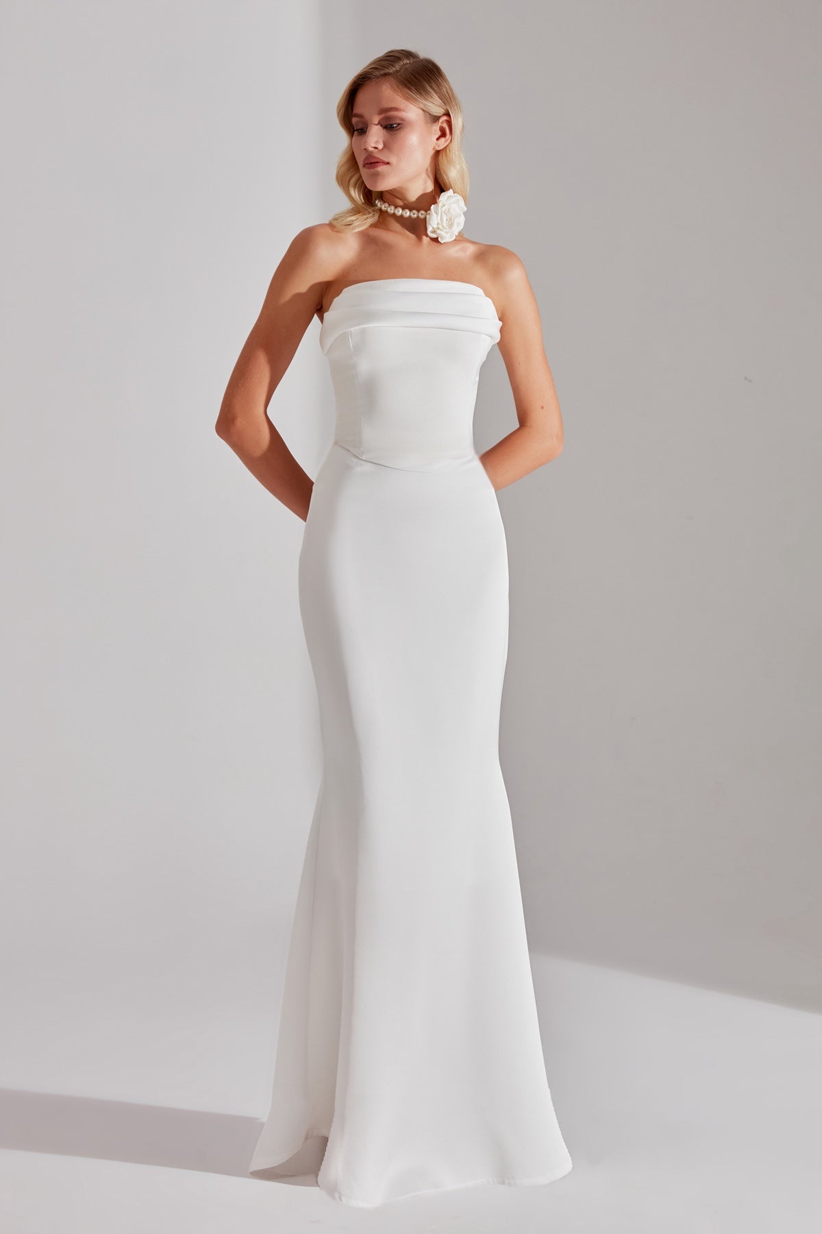 DAPHNE WHITE CORSET AND SKIRT WEDDING DRESS