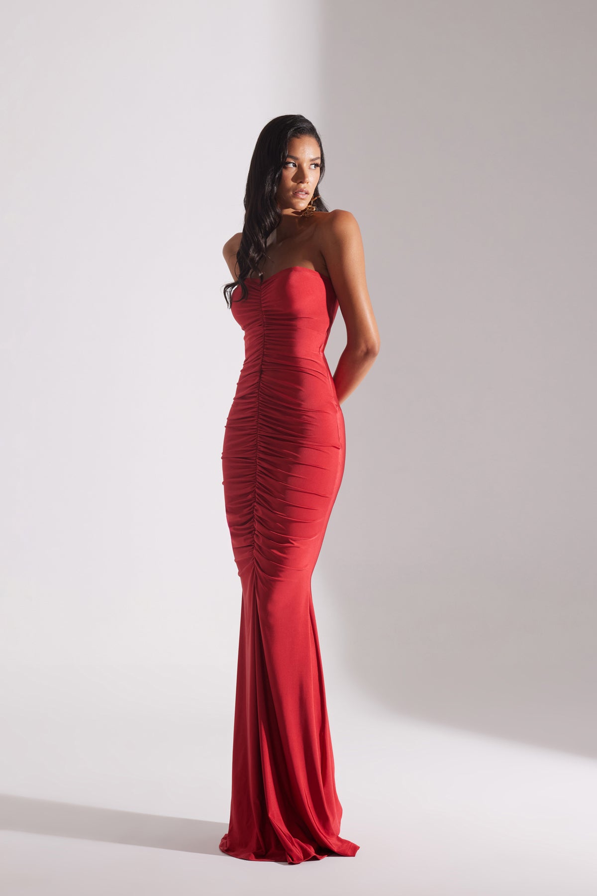 ADELINE ROTER HEFTEN FISCHKLEID