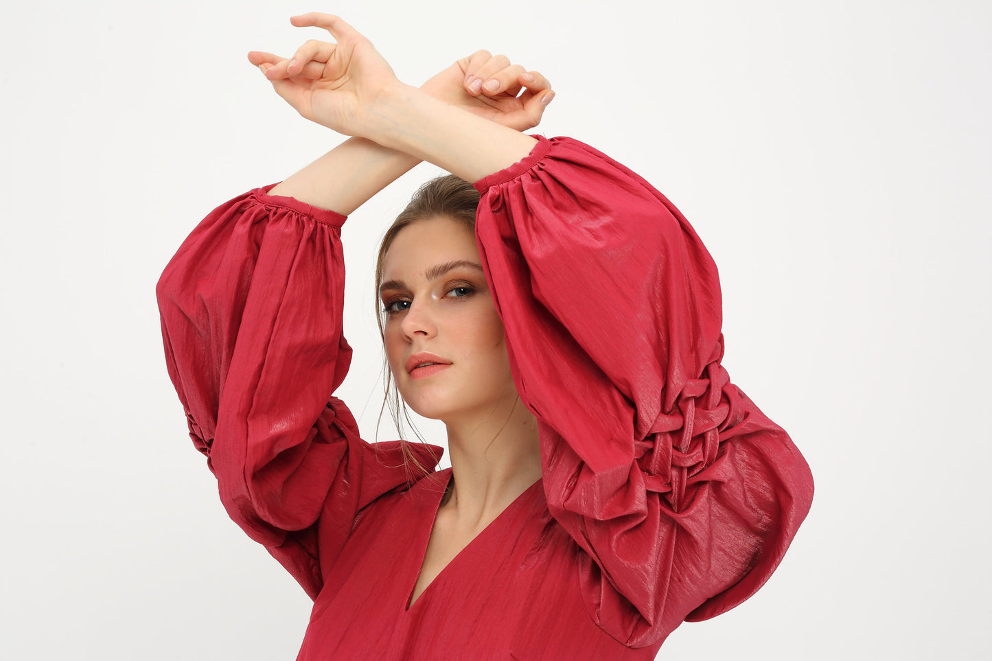 Kanada Besticktes Rotes Kleid