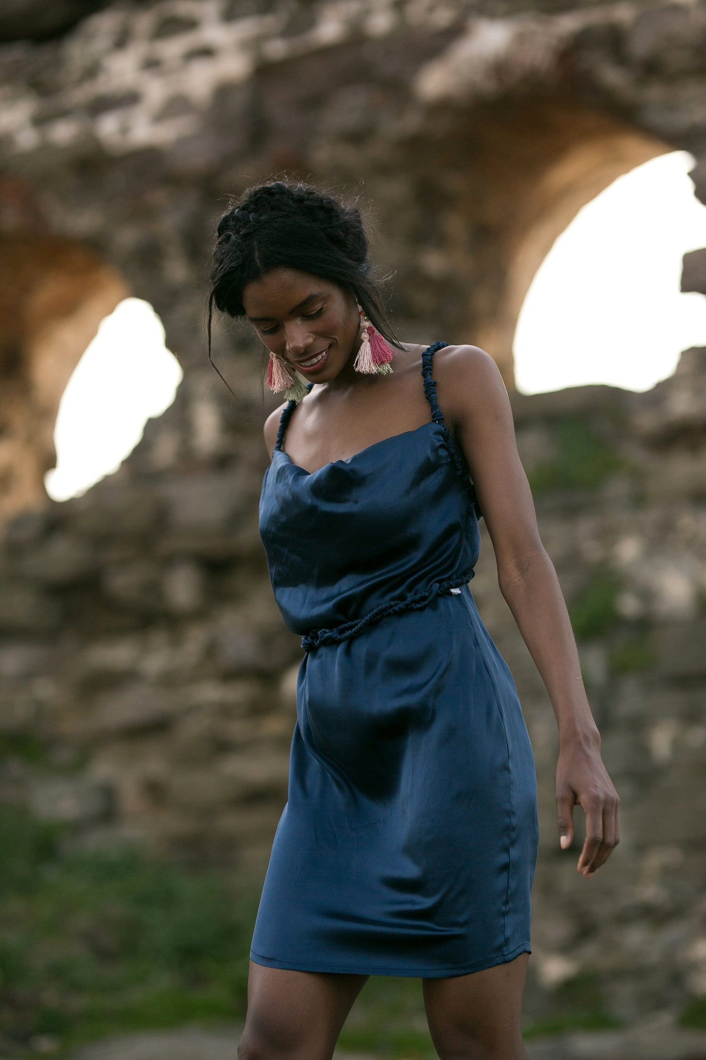 Robe drapée en soie