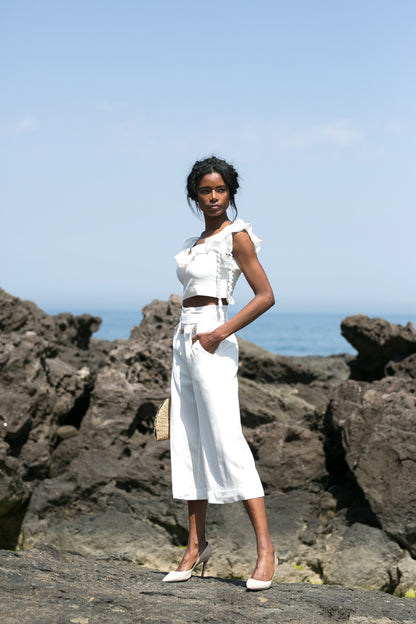 Crothet Detailed Ruffled White Top