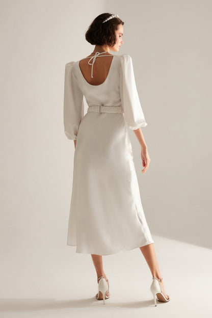 Weißes Langarm-Ballon-Midi-Kleid