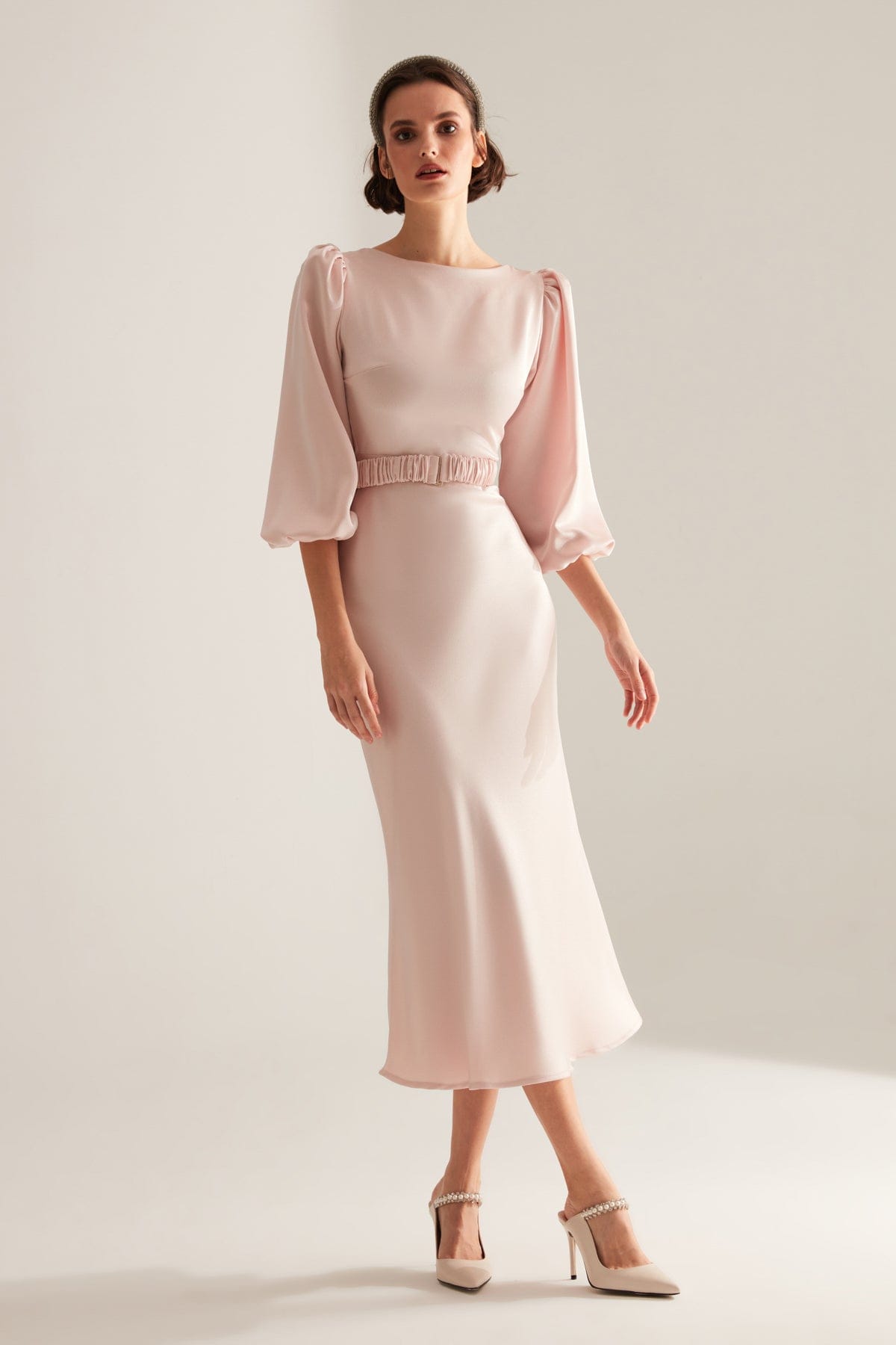Heleny Pudra Lange Ballonärmel Midi Kleid
