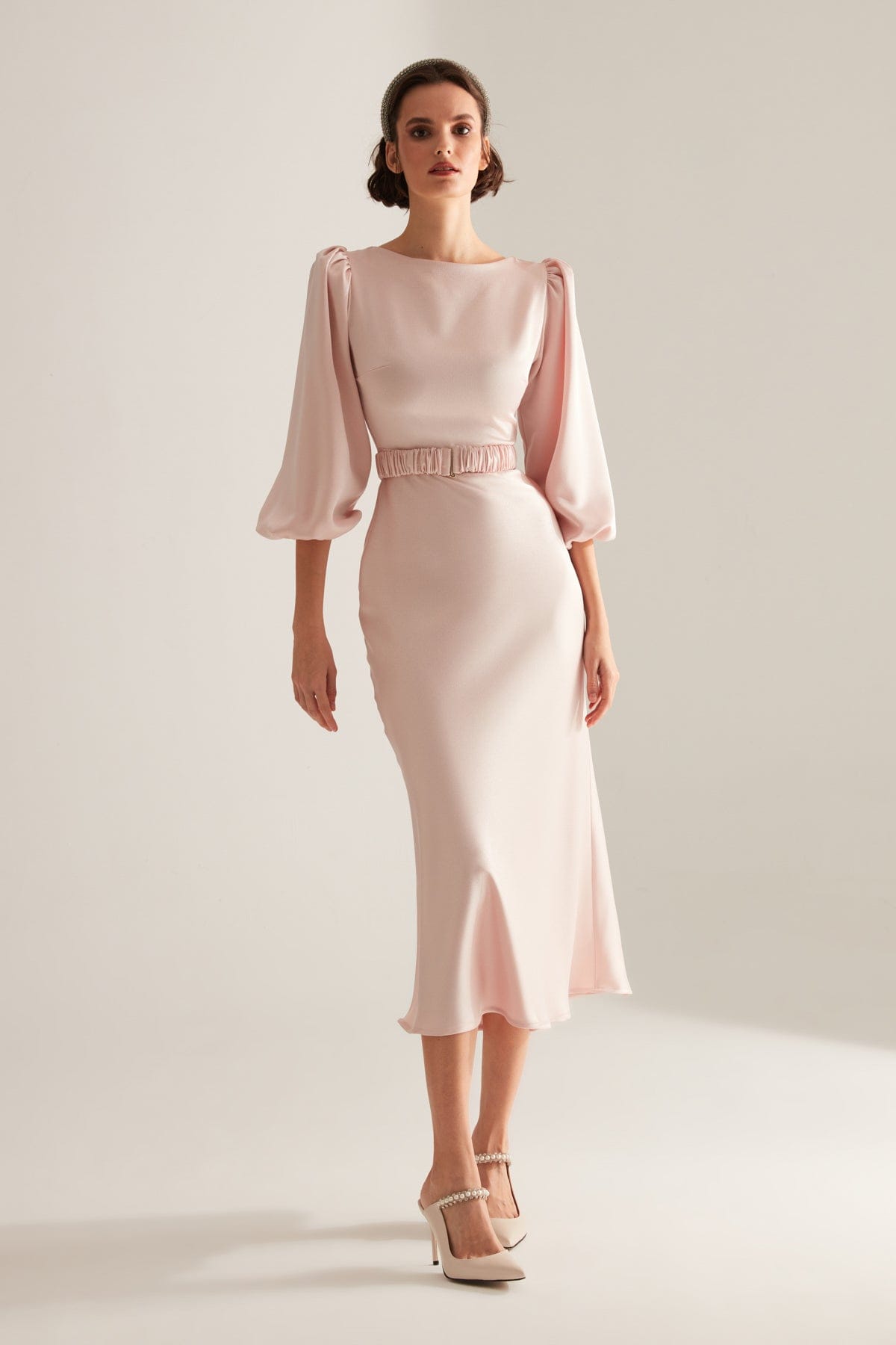 Heleny Pudra Lange Ballonärmel Midi Kleid