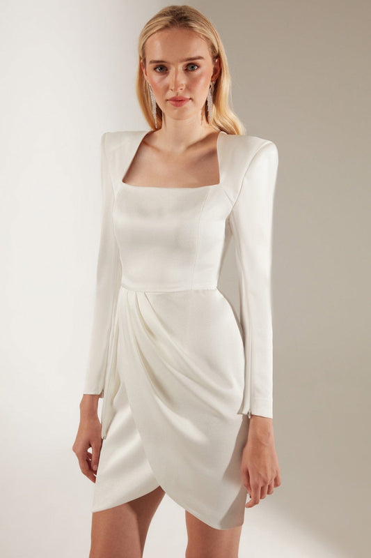 Vatkalı Weiß Drapiertes Satin Mini Kleid 5230