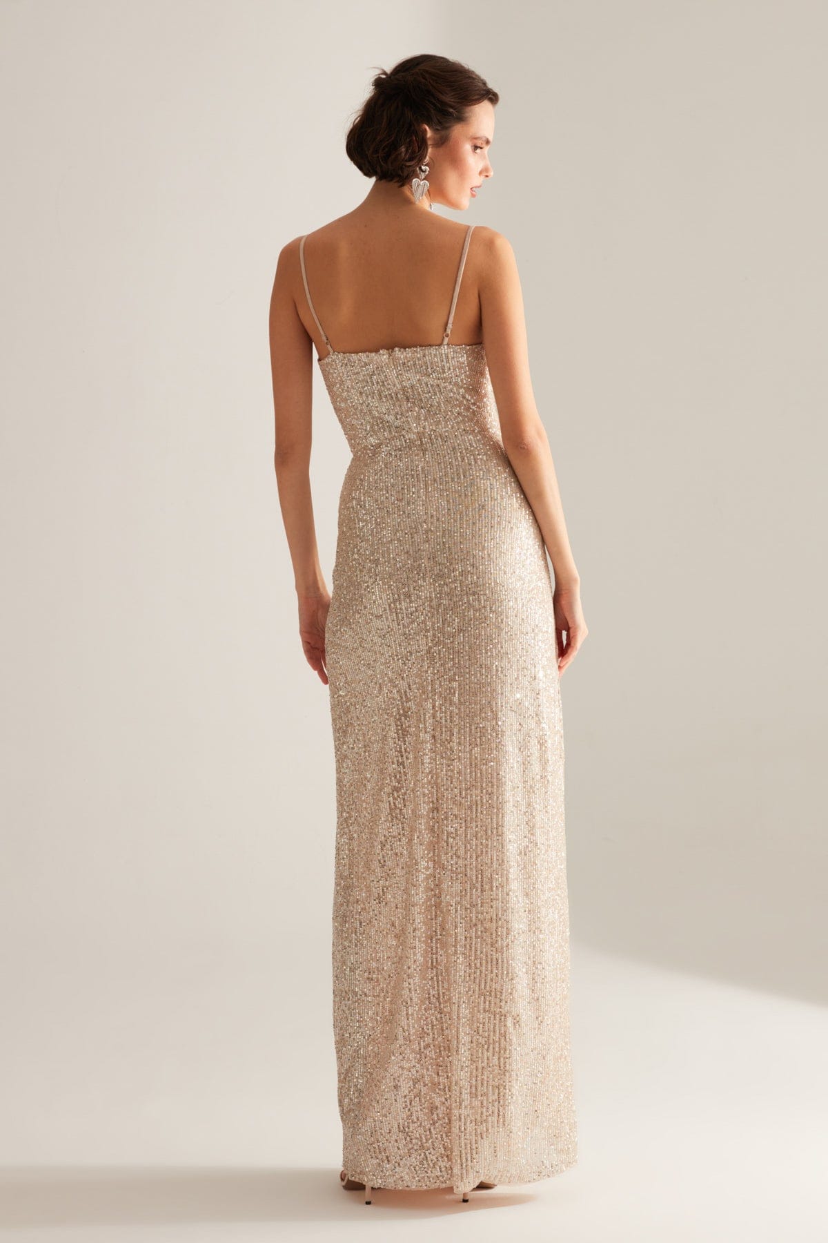 Hängender Degaje-Ausschnitt mit Schlitz Pailletten Gold Abendkleid