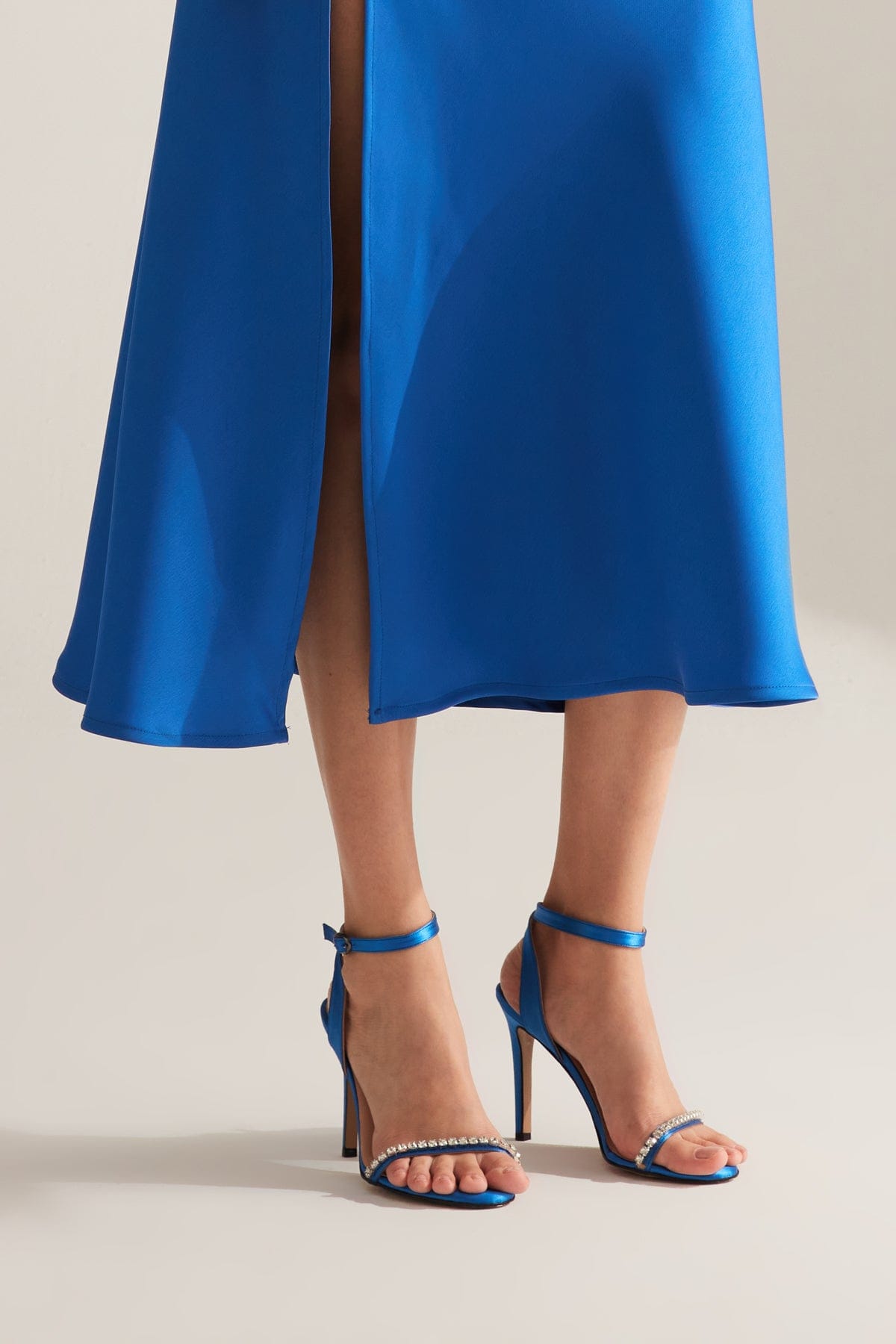 STEINVERZIERTE BLAUEN BAND-HEELS ABENDSCHUHE