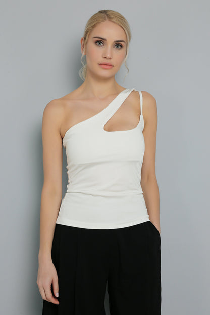 Blouse blanche à une épaule